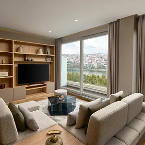 https://lazzoni-hotel.istanbul-turkeyhotels.com