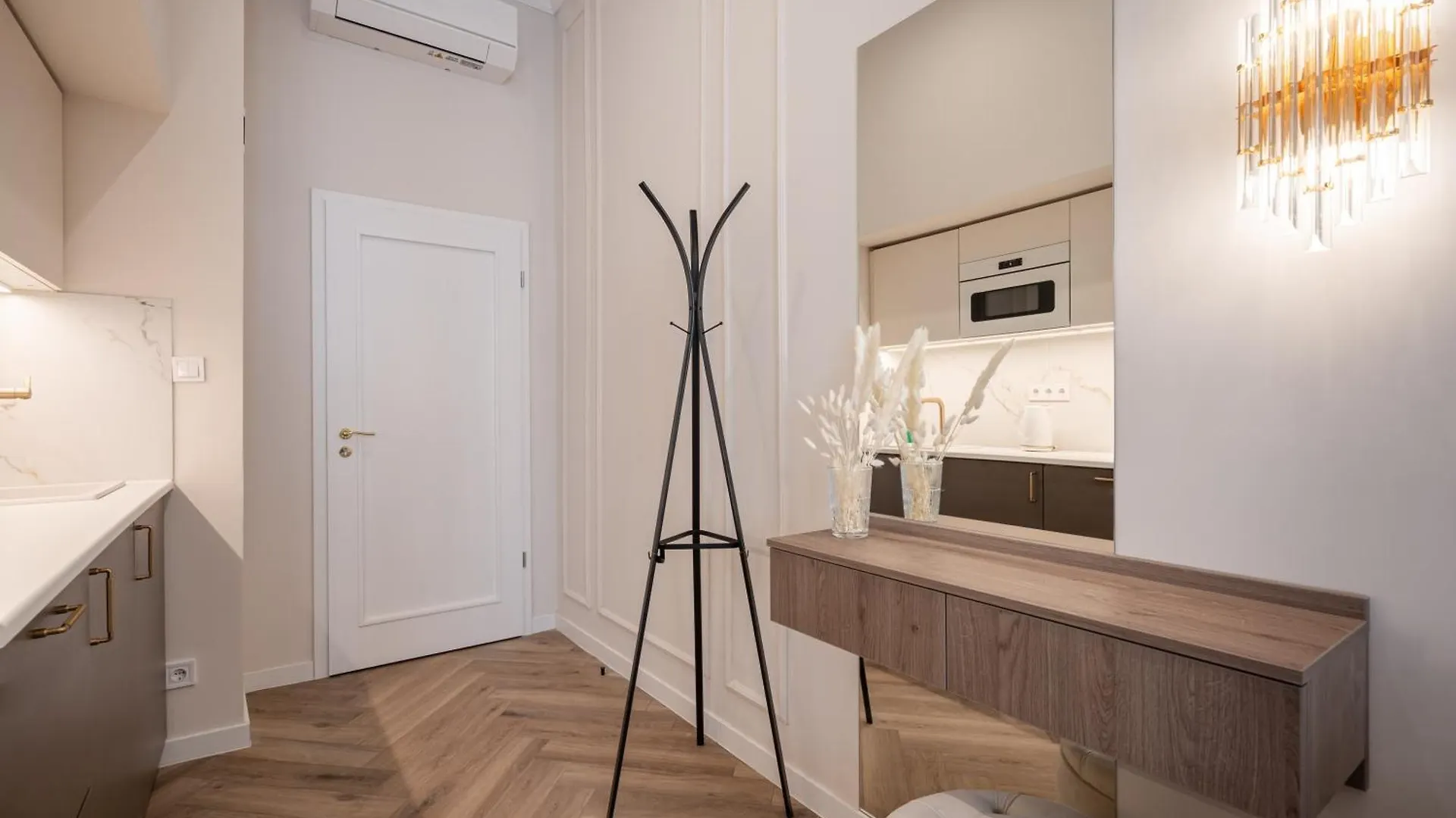 A20 - Boutique Apartment Best Location, By Bqa Budapest