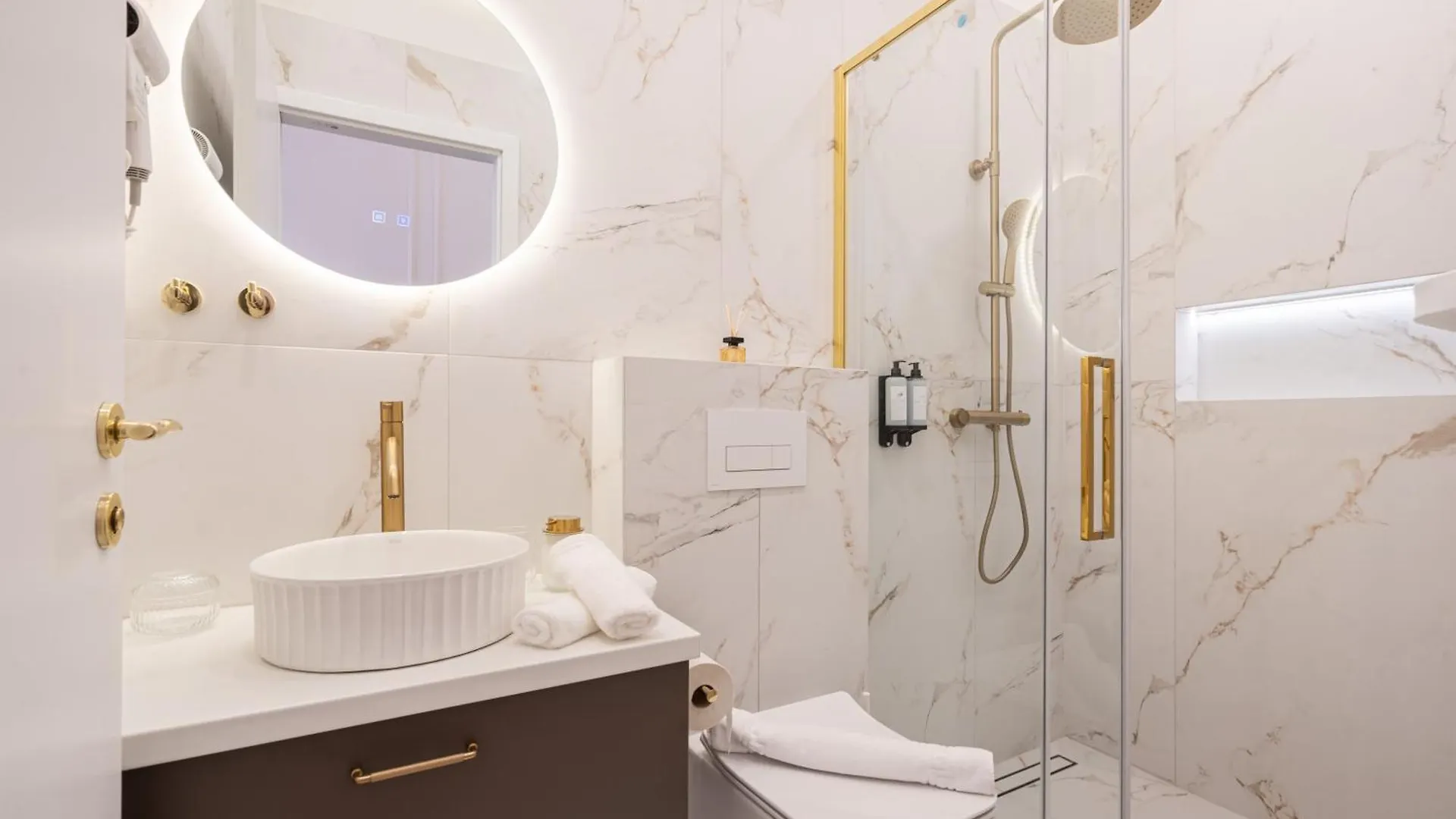 A20 - Boutique Apartment Best Location, By Bqa Budapest