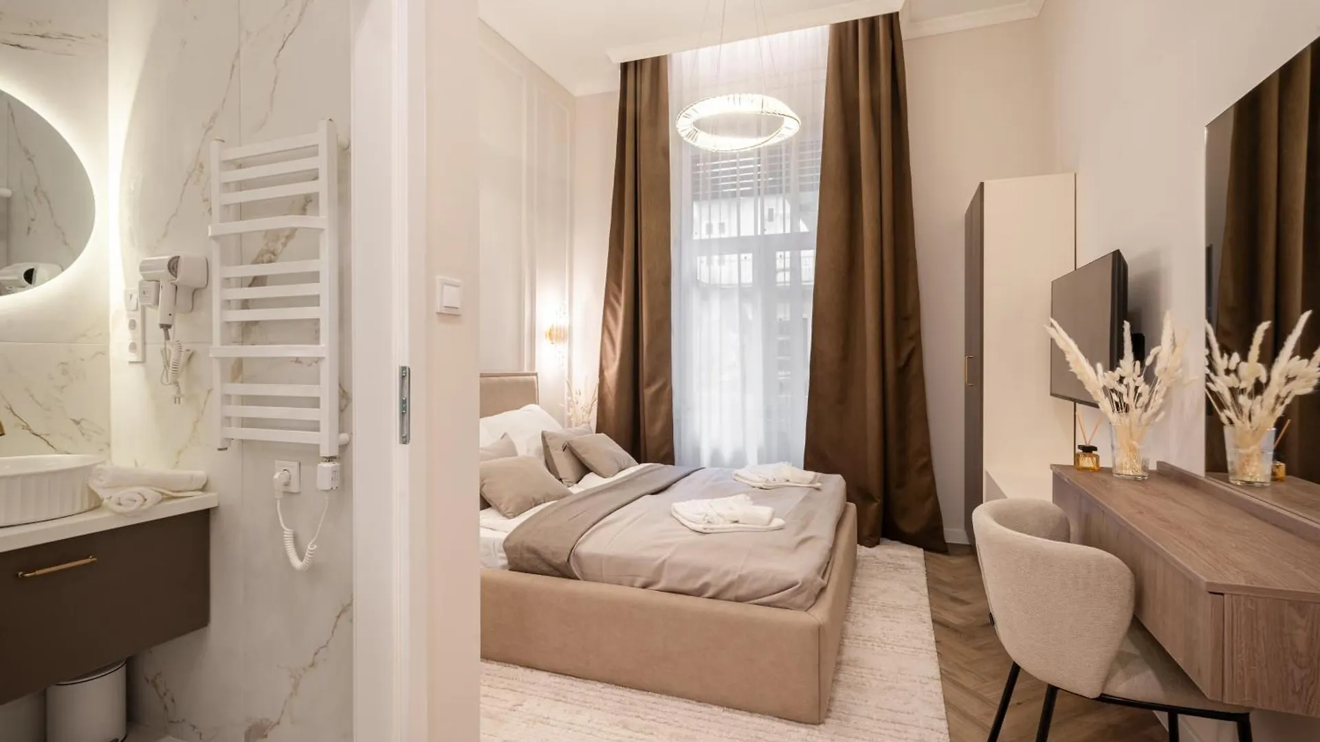 A20 - Boutique Apartment Best Location, By Bqa Budapest